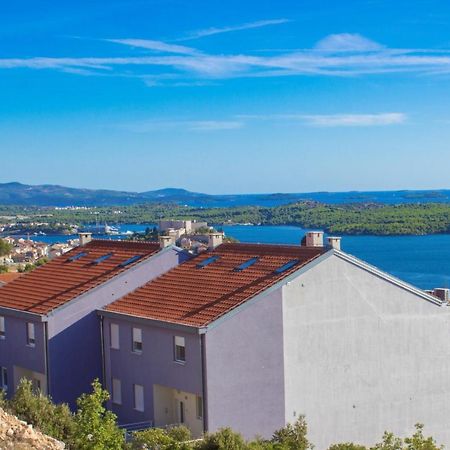 Apartment Sea View シベニク エクステリア 写真