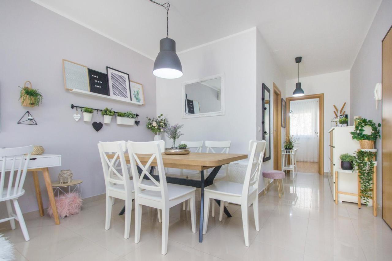 Apartment Sea View シベニク エクステリア 写真